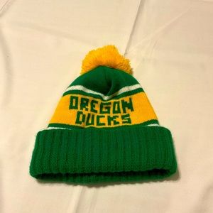 Oregon Ducks cuffed beanie hat cap with Pom